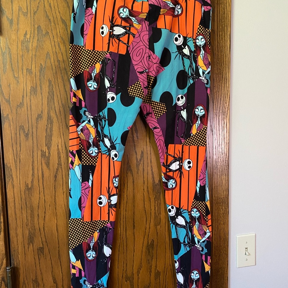 Lularoe Disney Villains Leggings NWOT